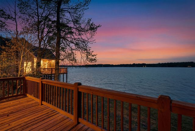 307 S Park Road, Scroggins, TX 75480