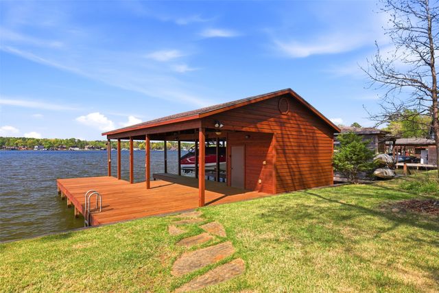 307 S Park Road, Scroggins, TX 75480