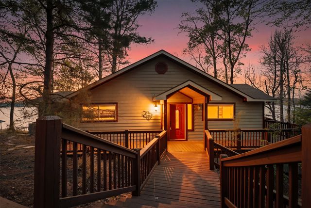 307 S Park Road, Scroggins, TX 75480