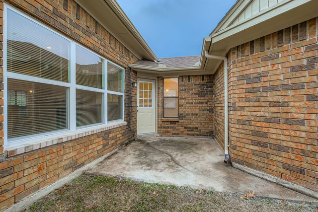 943 Aspen Drive, Desoto, TX 75115