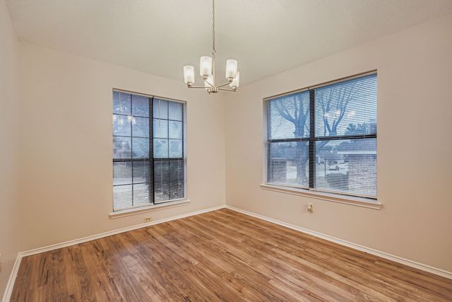 943 Aspen Drive, Desoto, TX 75115