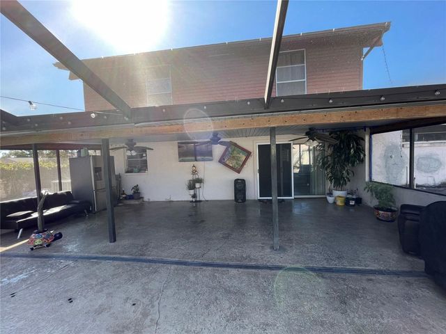 7501 TWELVE OAKS BOULEVARD, Tampa, FL 33634