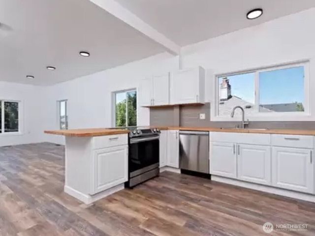 112 Kennebeck Avenue S, Kent, WA 98030