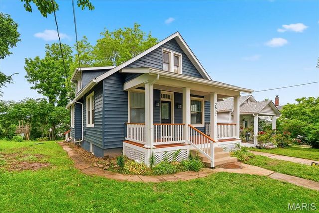 2537 Bredell Avenue, Maplewood, MO 63143