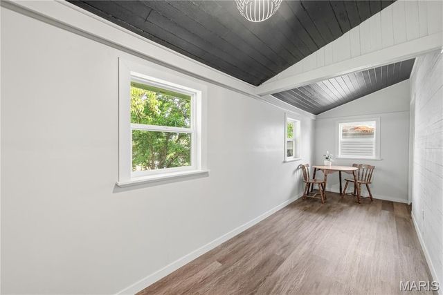 2537 Bredell Avenue, Maplewood, MO 63143