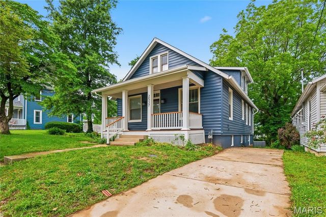 2537 Bredell Avenue, Maplewood, MO 63143