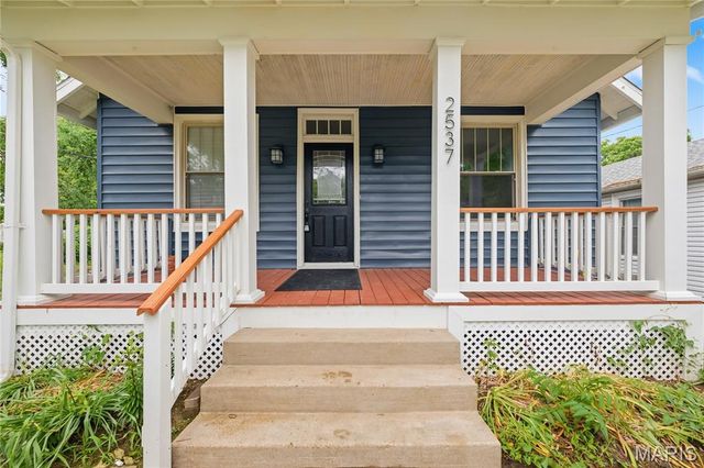 2537 Bredell Avenue, Maplewood, MO 63143