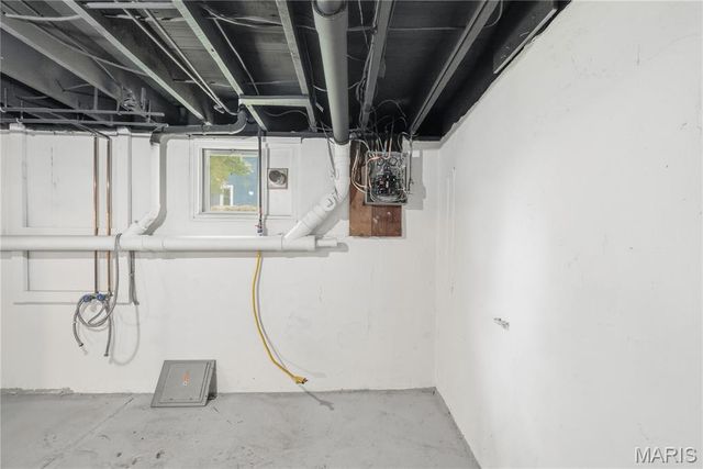 2537 Bredell Avenue, Maplewood, MO 63143