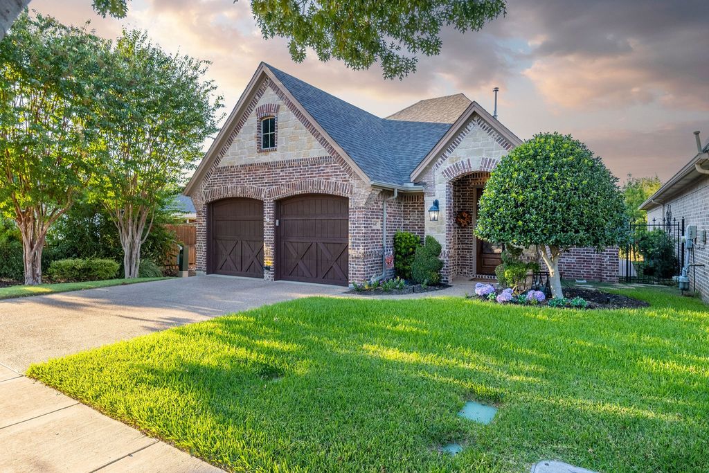 645 E Hill Street, Keller, TX 76248 — photo 2