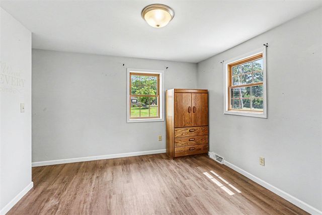 5242 Wolf Lake Road, Grass Lake, MI 49240
