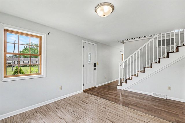 5242 Wolf Lake Road, Grass Lake, MI 49240