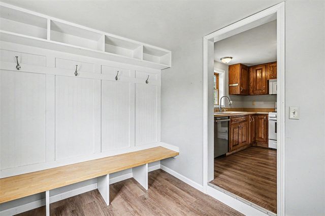 5242 Wolf Lake Road, Grass Lake, MI 49240