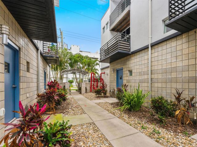 5008 S MACDILL AVENUE 16, Tampa, FL 33611