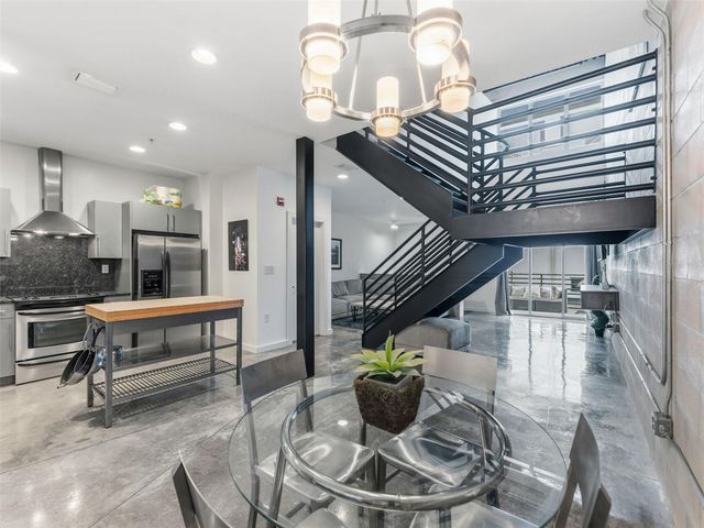 5008 S MACDILL AVENUE 16, Tampa, FL 33611
