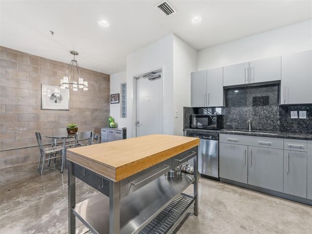 5008 S MACDILL AVENUE 16, Tampa, FL 33611
