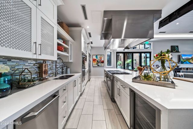 17654 E BLAZE Lane, Rio Verde, AZ 85263