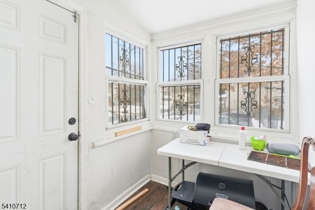 158 S Clinton St, East Orange City, NJ 07018