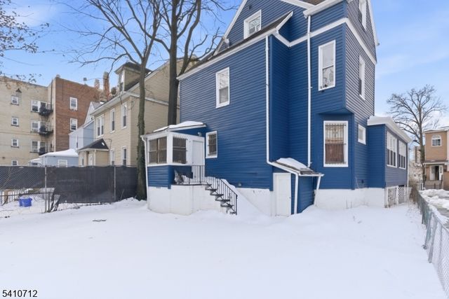 158 S Clinton St, East Orange City, NJ 07018