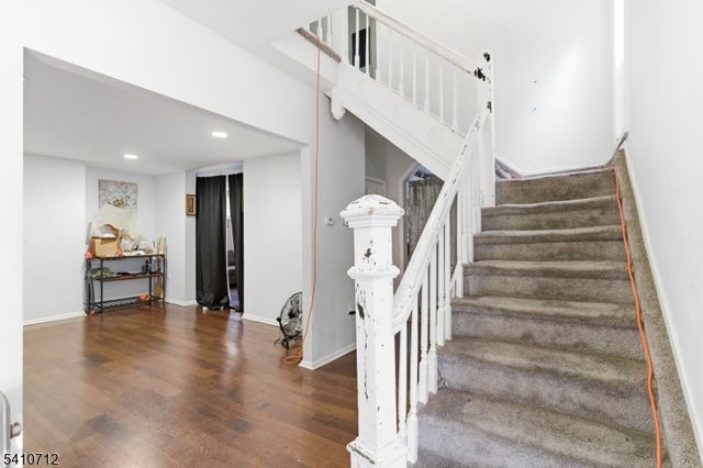 158 S Clinton St, East Orange City, NJ 07018