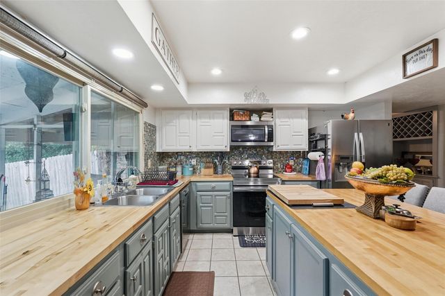 3102 Overglen Drive, Garland, TX 75043