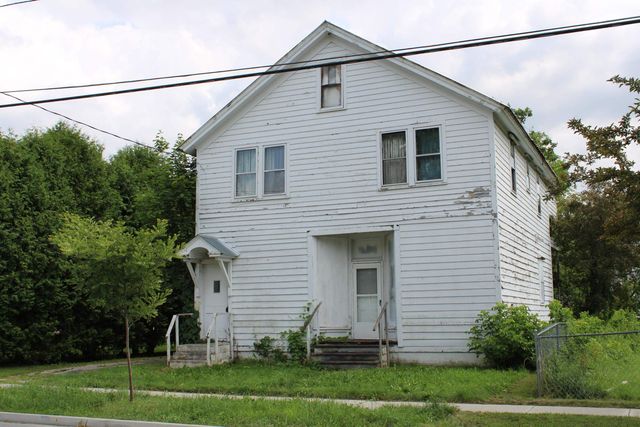 134 Maple Street, Rutland City, VT 05701