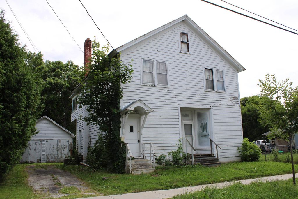 134 Maple Street, Rutland City, VT 05701