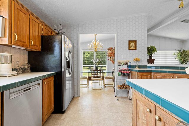255 Woodlawn Hills, Jefferson, TX 75657