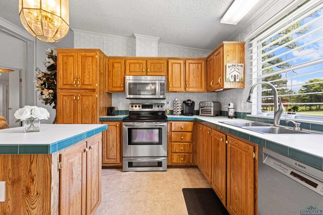 255 Woodlawn Hills, Jefferson, TX 75657