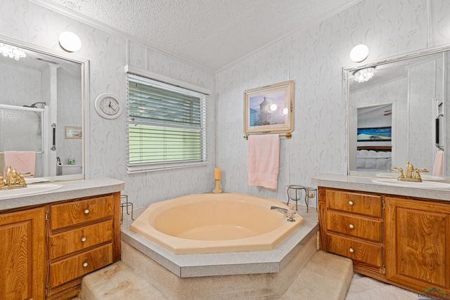 255 Woodlawn Hills, Jefferson, TX 75657