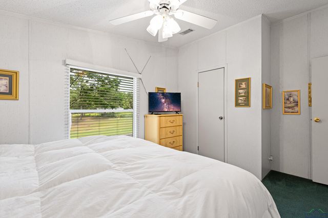 255 Woodlawn Hills, Jefferson, TX 75657
