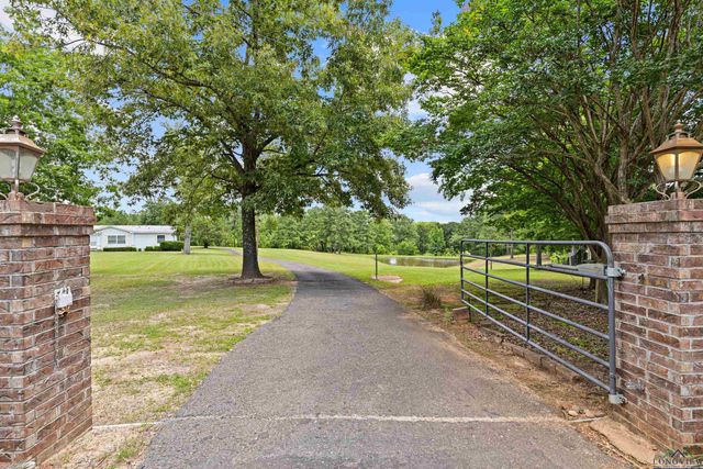 255 Woodlawn Hills, Jefferson, TX 75657