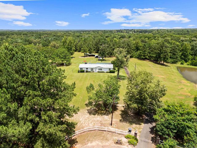 255 Woodlawn Hills, Jefferson, TX 75657