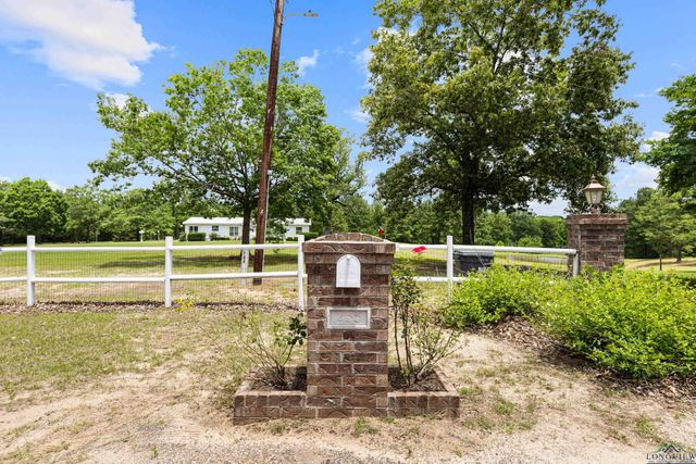 255 Woodlawn Hills, Jefferson, TX 75657