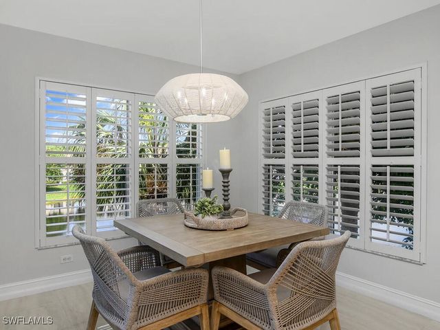 816 Carrick Bend CIR 202, Naples, FL 34110