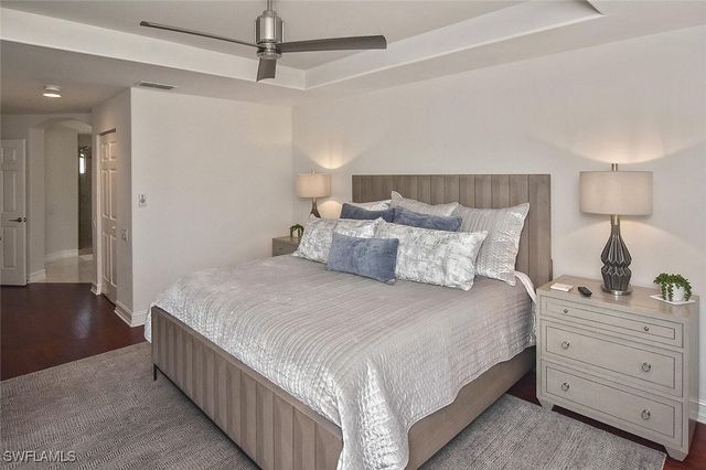 816 Carrick Bend CIR 202, Naples, FL 34110