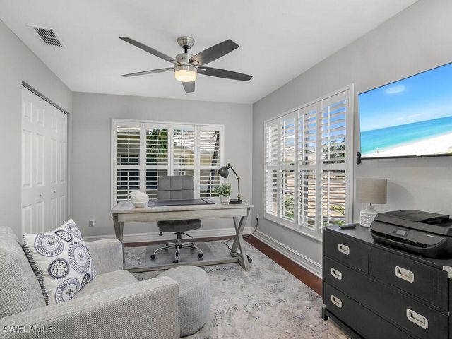 816 Carrick Bend CIR 202, Naples, FL 34110