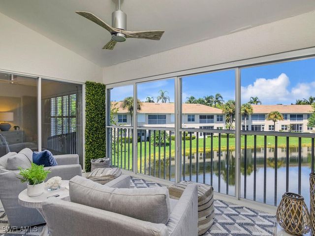 816 Carrick Bend CIR 202, Naples, FL 34110