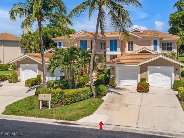 816 Carrick Bend CIR 202, Naples, FL 34110