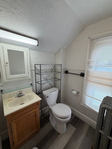 178 Maple 2, Danvers, MA 01923