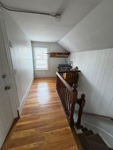 178 Maple 2, Danvers, MA 01923