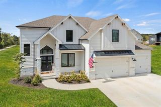 8320 NW 89th Terrace, Kansas City, MO 64153