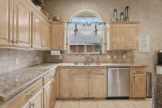 14208 Pecan Hollow Terrace, Edmond, OK 73013
