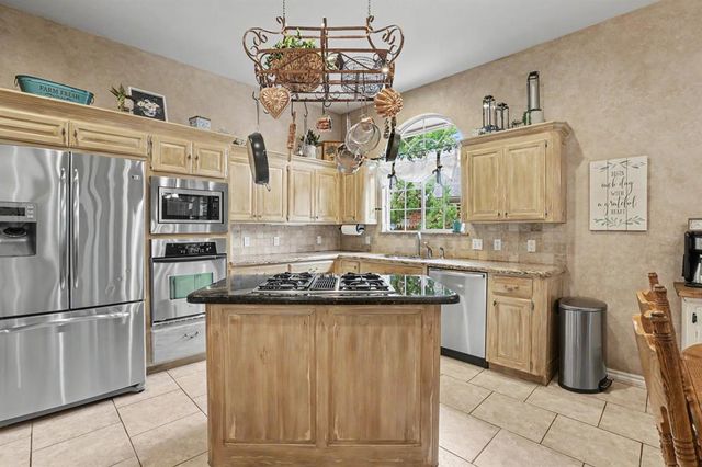 14208 Pecan Hollow Terrace, Edmond, OK 73013