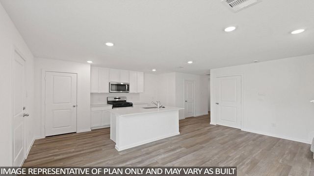 11643 Ruffian Drive, Willis, TX 77318