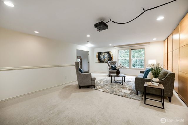 10193 224th Avenue NE, Redmond, WA 98053