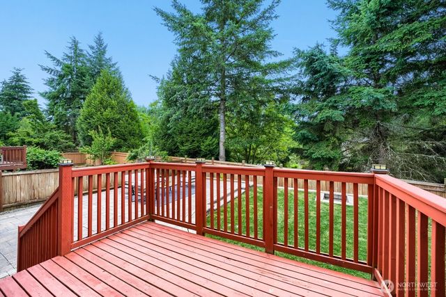 10193 224th Avenue NE, Redmond, WA 98053