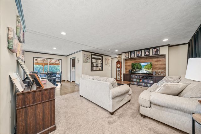 330 Griffintown Rd, Sparta, TN 38583