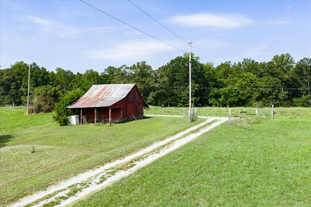 330 Griffintown Rd, Sparta, TN 38583