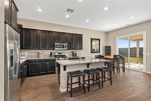 15413 Carparzo Drive, Bakersfield, CA 93314