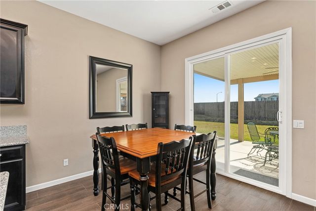 15413 Carparzo Drive, Bakersfield, CA 93314